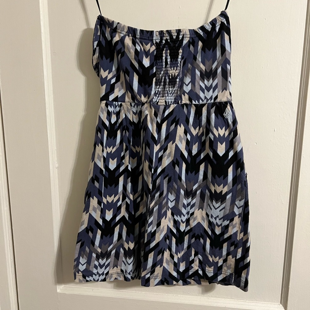 🤍 Volcom, strapless, dress. - Picture 2 of 5
